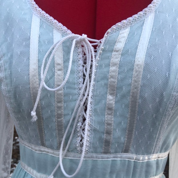 Gunne Sax - Picture 2 of 4